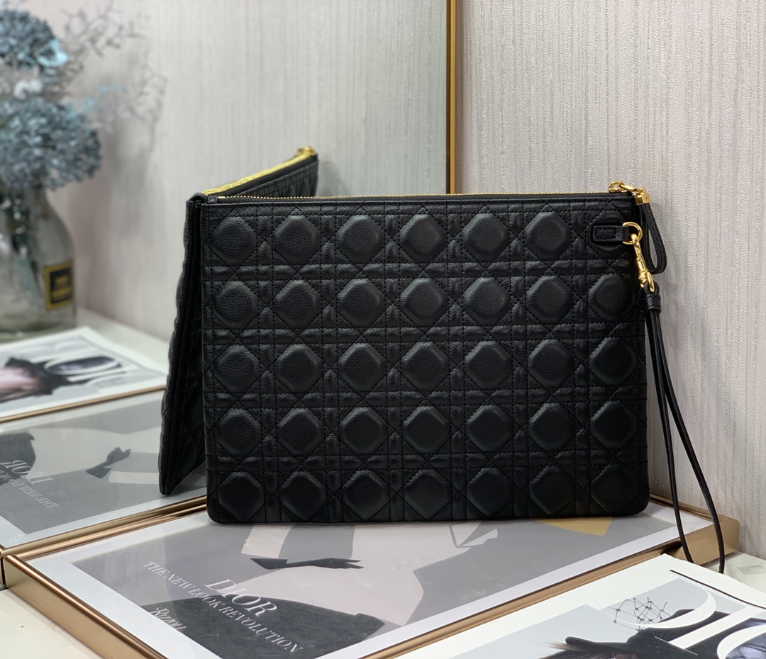 d10r large caro daily pouch S*pple cannage calfskin black s5086 30 x 21.5cm