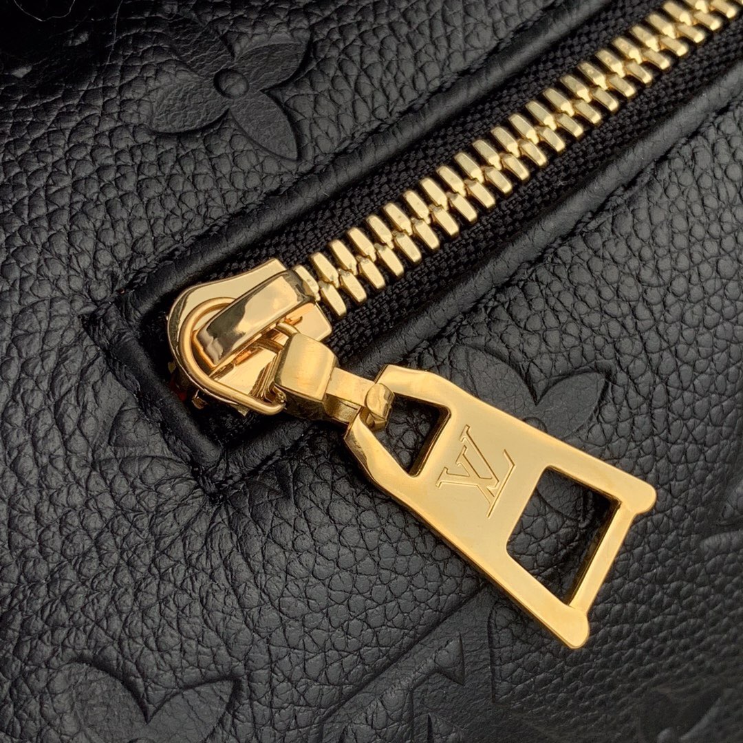 l0vis Vvtt0n bumbag monogram empreinte leather black m44812 37 cm