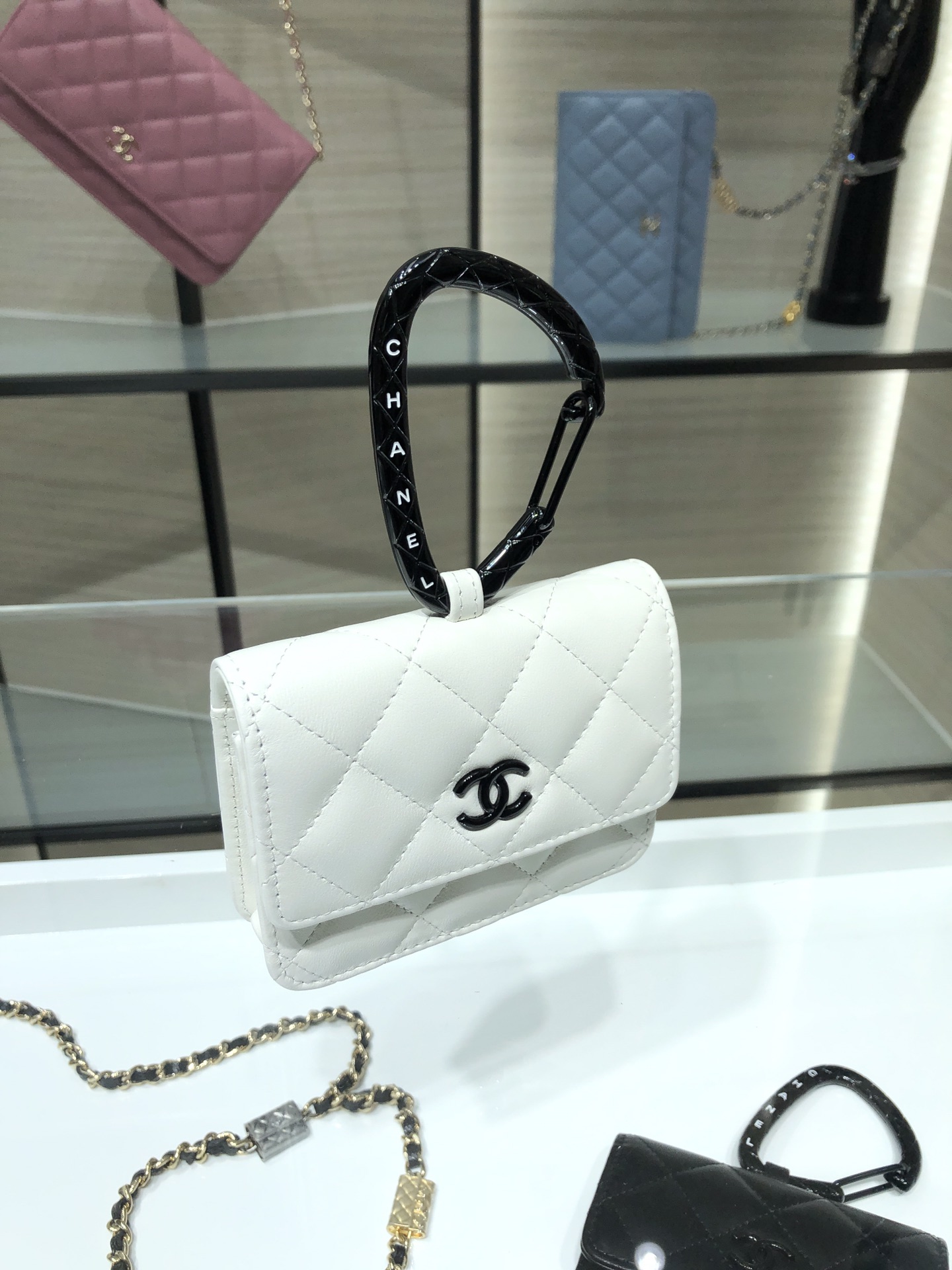 Ch**el card holder with jewel hook lambskin black metal white ap2397 11 cm