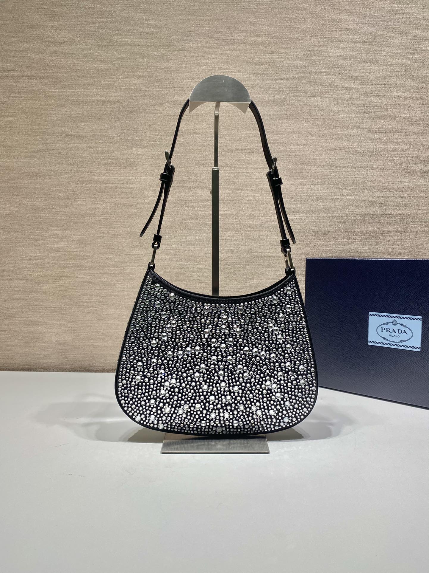 Pra*a cleo satin bag with appliqués black 1bc169 22 x 18.5 x 4.5 cm