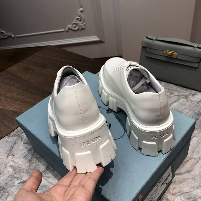 Pra*a shoes white 01
