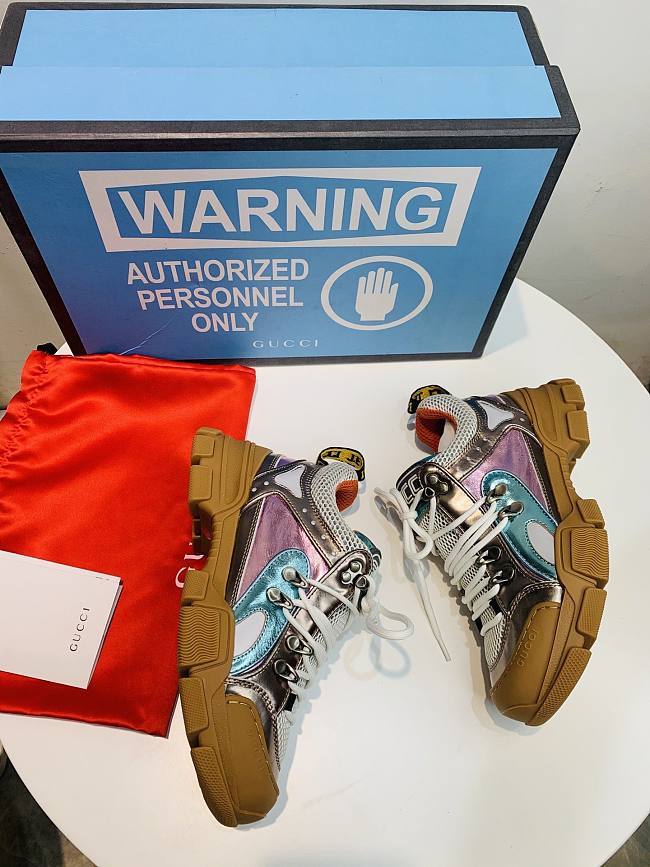 Gvc*1 shoes 01