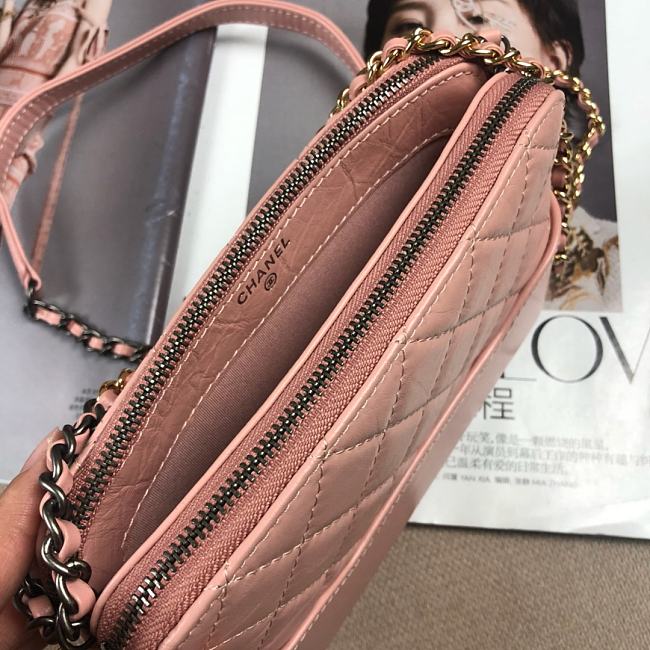 Ch**el gabrielle clutch light pink a94505 18 x 6 x 11 cm