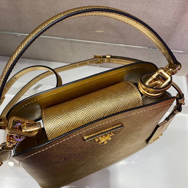Pra*a matinée micro saffiano leather bag 1ba286 21 x 16.5 x 9.5 cm