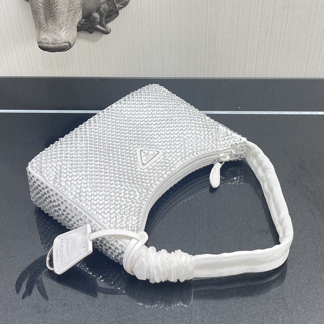 Pra*a re-edition 2000 satin mini bag white 1ne515 22x12x6cm
