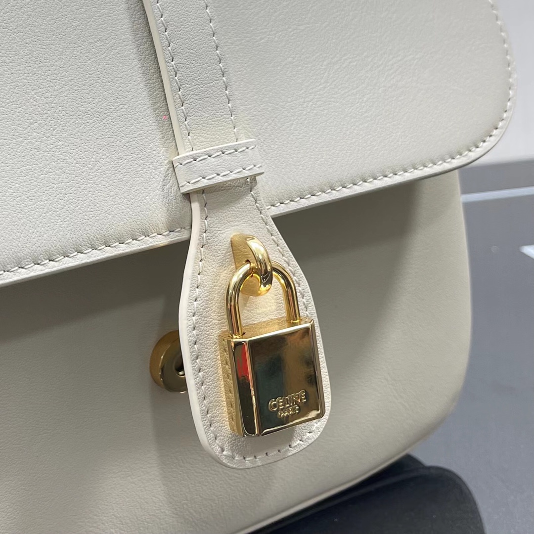 Ce1i*e medium tabou smooth leather white 196583dk1 22 x 16 x 7 cm