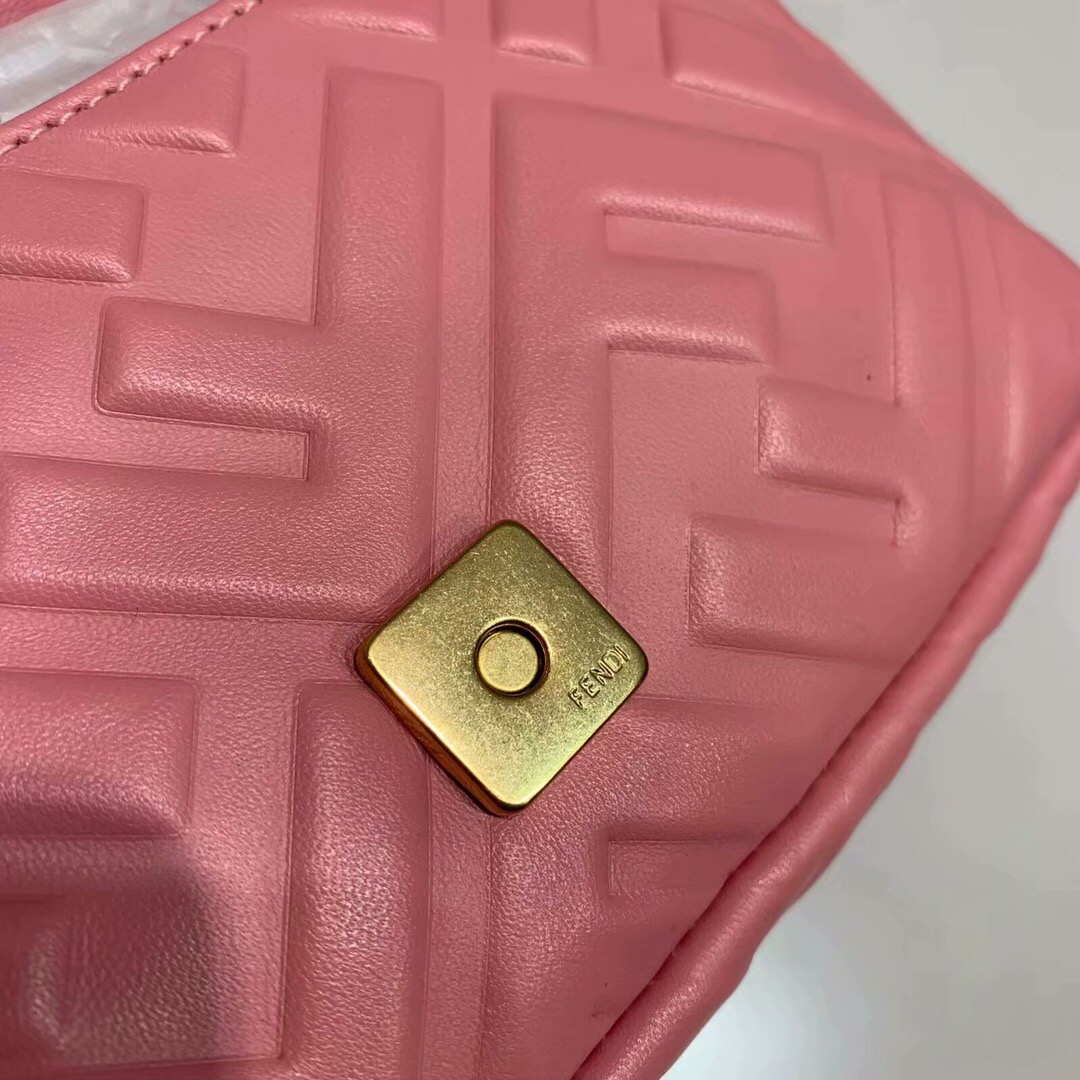 F**di small nappla leather pink 8bs017 18 x 4 x 11 cm