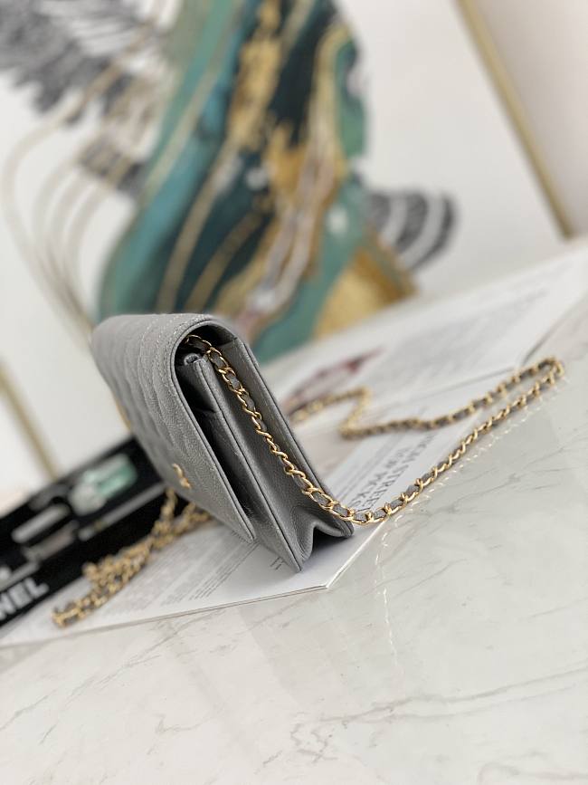 Ch**el wallet on chain gray ap2298 19.2 × 12.3 x 3.5 cm