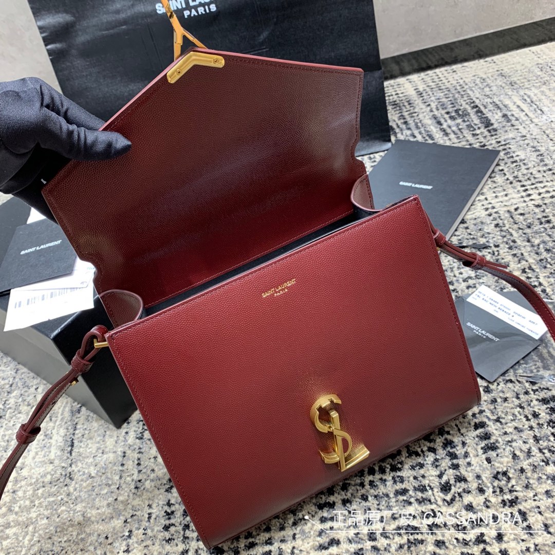 Y51 cassandra medium top handle bag grained leather red 623931 24.5 x 20 x 11.5 cm
