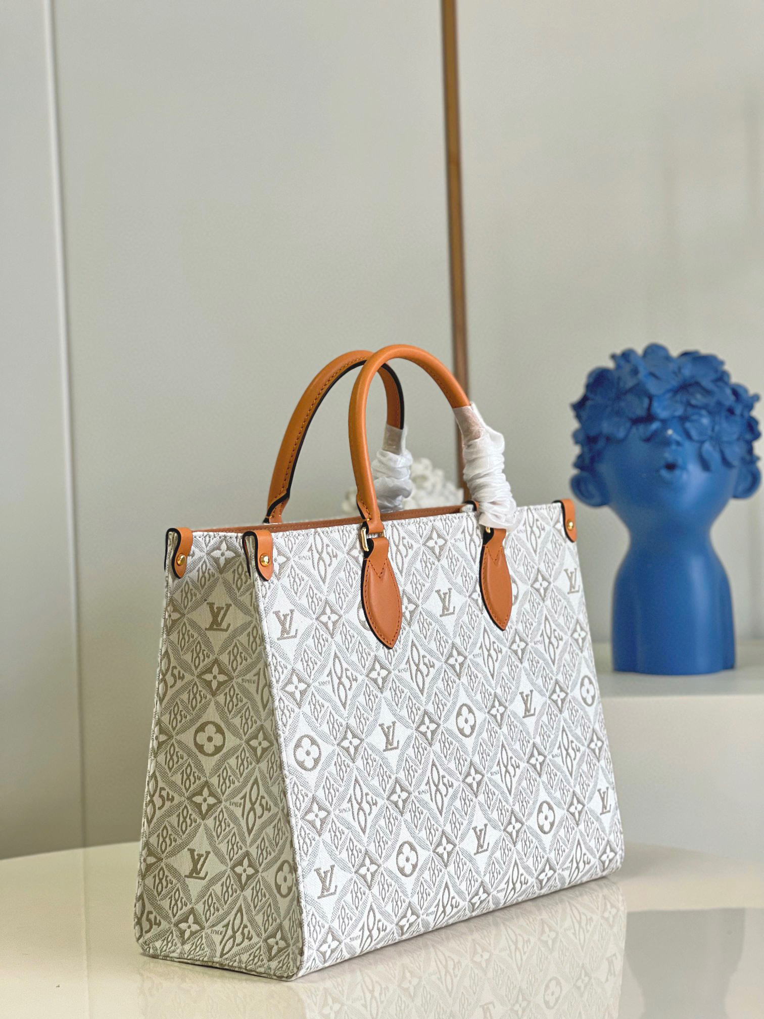 l0vis Vvtt0n onthego mm since 1854 jacquard ecru/caramel m59614 35 x 27 x 14 cm