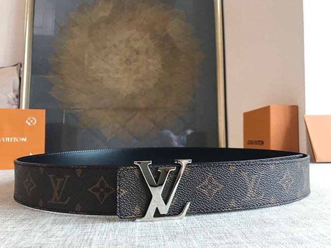 l0vis Vvtt0n monogram initiales belt silver-tone metal size 4 cm