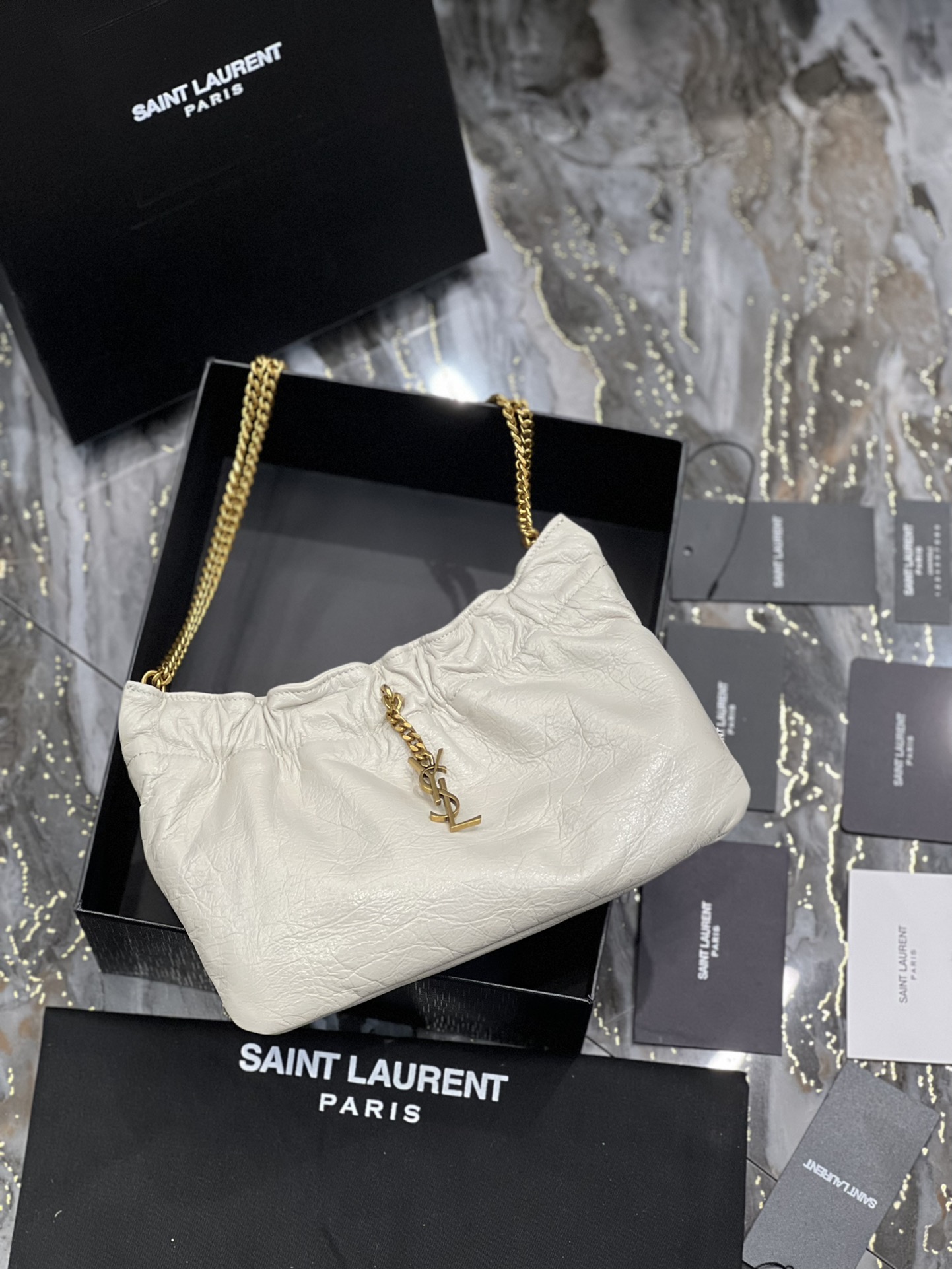 Y51 mini leather shoulder white bag 681632 24cm