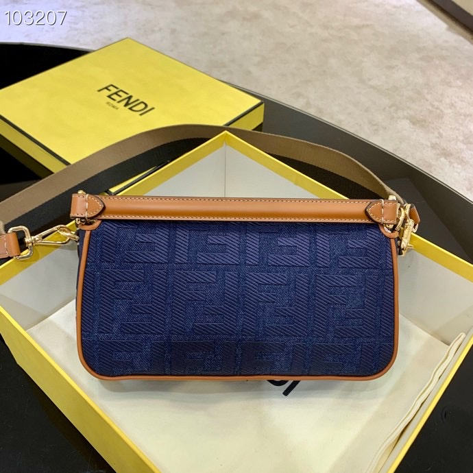 F**di  baguette logo bag mm 83329b89 26cm