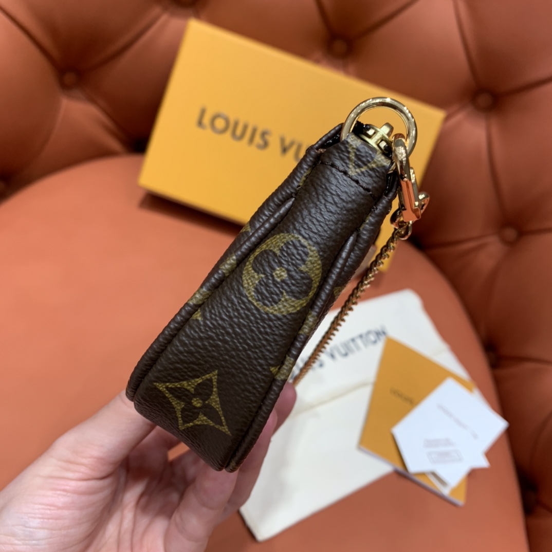LV POCHETTE ACCESSOIRES MINI BAG M58009 15.5 x 10.5 x 4 cm