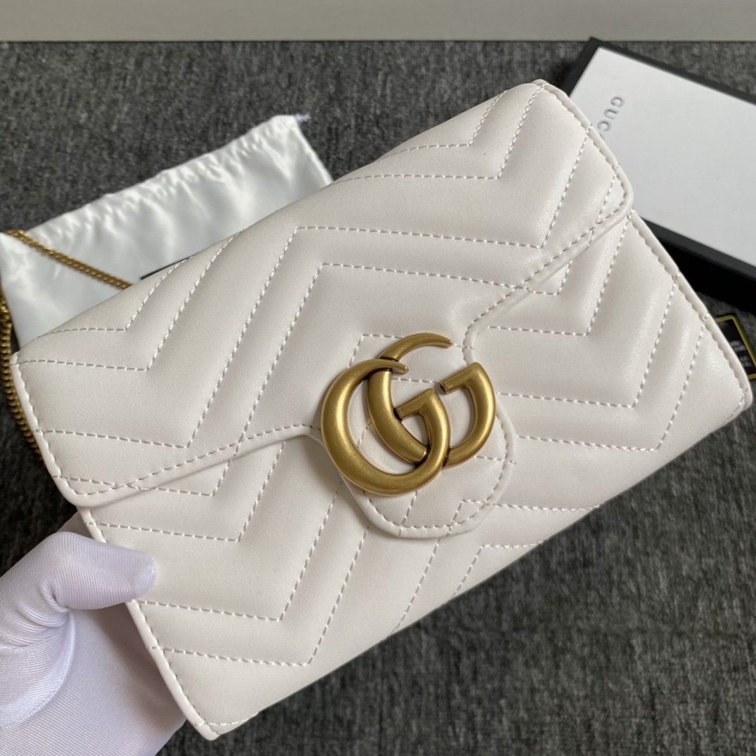 GG Marmont matelassé mini bag White 474575 – 20cm x 13cm x 6cm