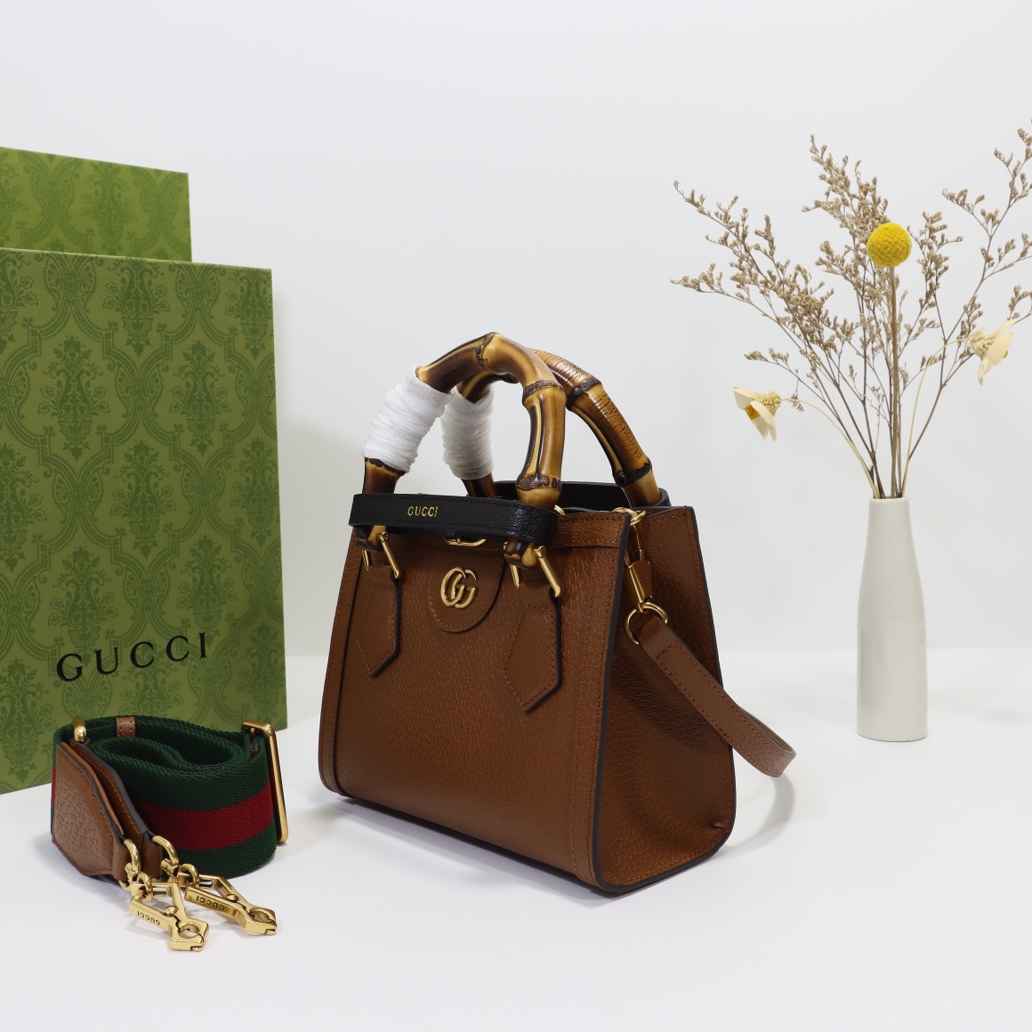 Gvc*1 diana mini tote bag‎ brown 702732  - 20 x 16 x 10cm