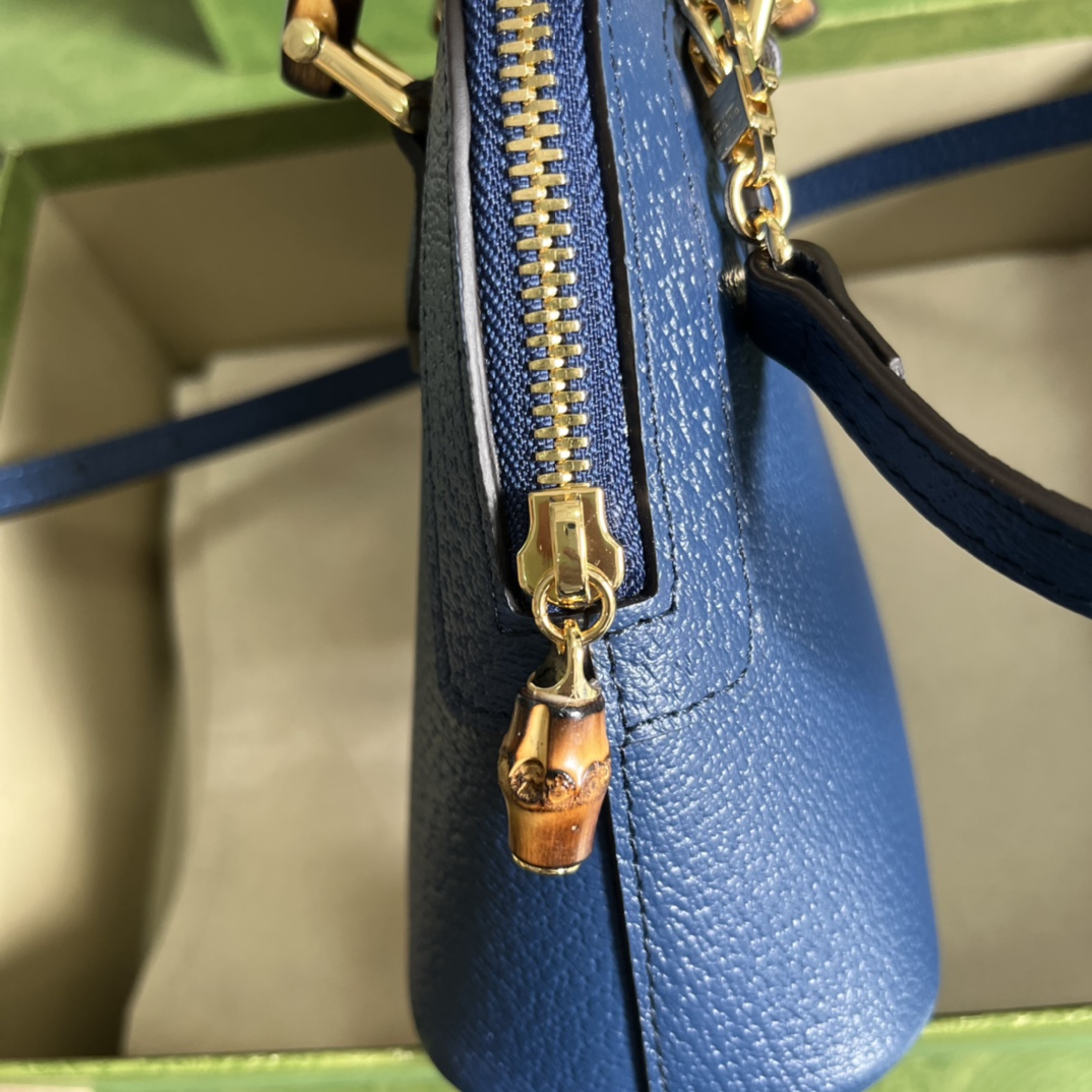 Gvc*1 diana mini tote bag  blue 715775  - 20 x 16x 8.5cm